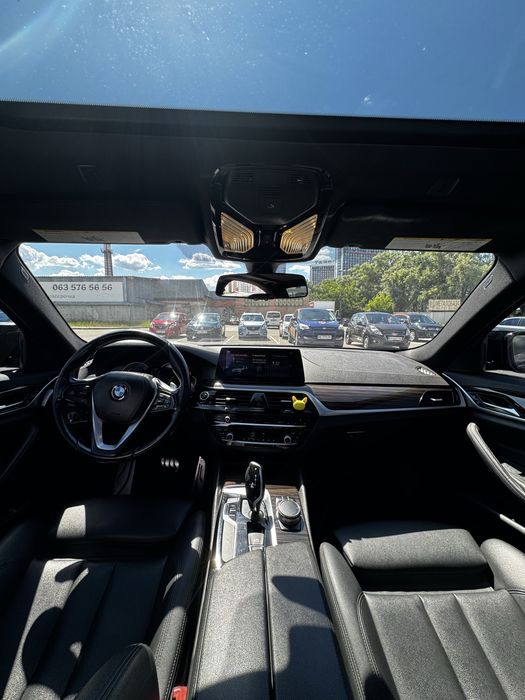BMW G30 530i 2017