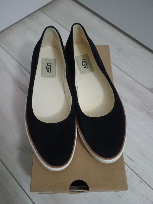 Baleriny  UGG 38