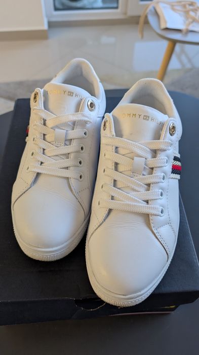 Tony Hilfiger snieakers