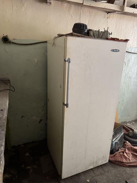 Холодильник ЗИЛ продам