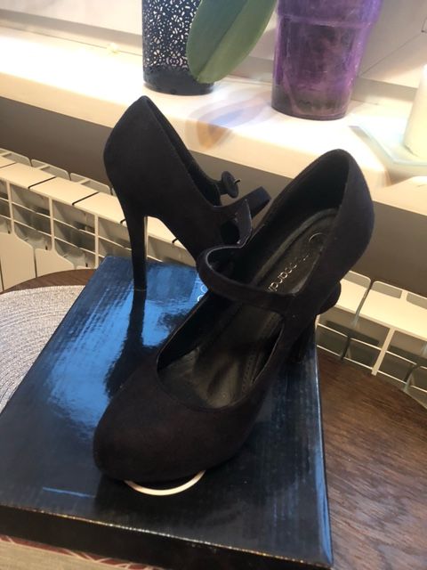 Buty na wysokim obcasie
