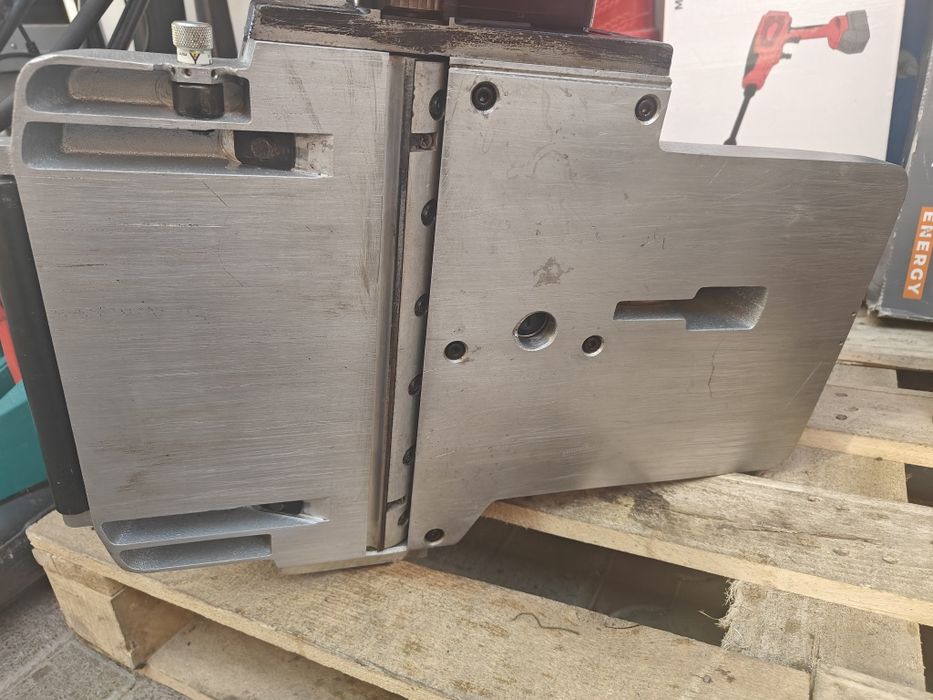 Рубанок Milwaukee PR320 / фуганок