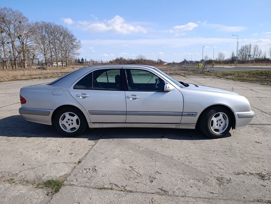 Mercedes Benz w210 2.2cdi 143km