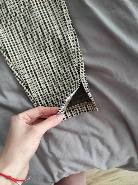 Eleganckie spodnie Reserved