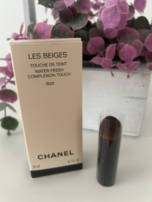 Кість, для тону .Chanel