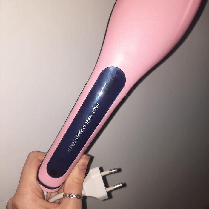 плойка-вирівнювач для волосся