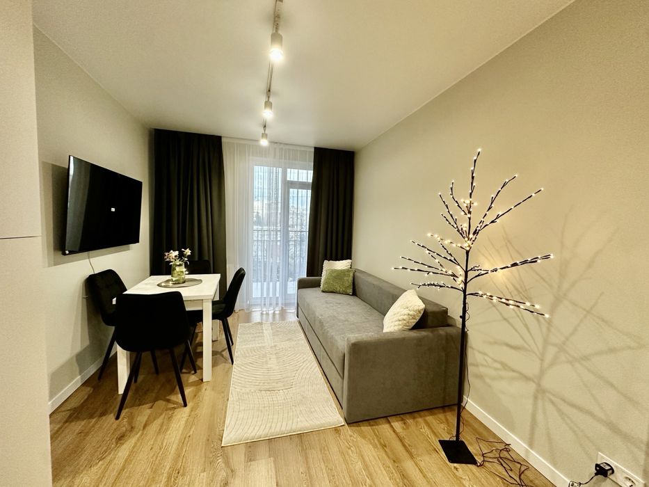 Оренда 1 кімнатна квартира вул. Роксоляни , новобудова, євроремонт.