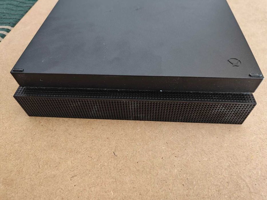 Consola Xbox One X, 1Tb, Preta