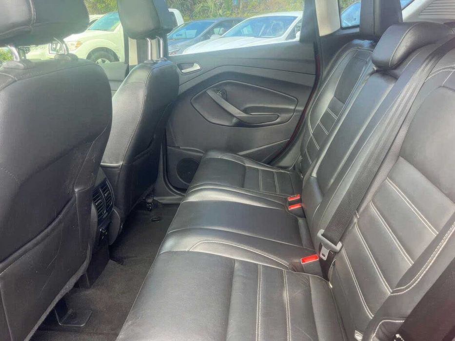 Ford C-Max Titanium      2017