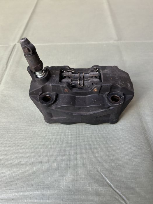 Zacisk hamulcowy hamulec przód przedni YAMAHA YZF125R 14-18r MT125