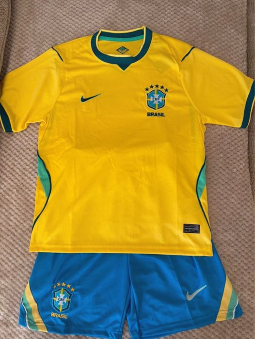 Equipamento Principal Brasil Mundial 2026 (Camisola + Calções) - Novo - 12 anos
