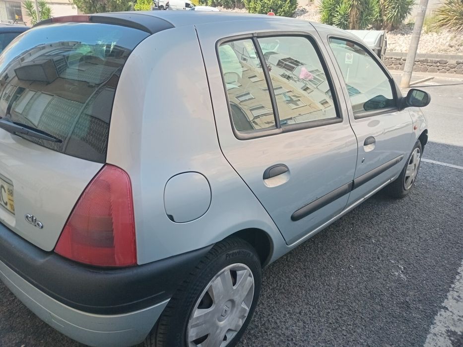 Renault  Clio 2 1998
