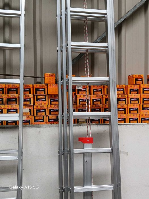 Escada Tripla 3.5m (8.5m Úteis) c/ Corda Degrau Quadrado NOVO Fábrica