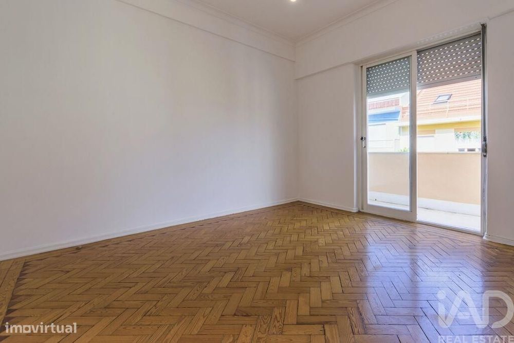 Apartamento T4 em Beato de 86 m2