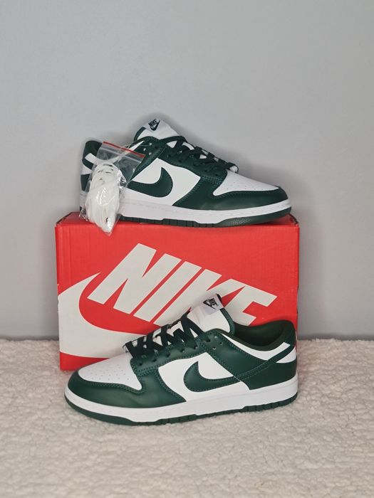 Nike Dunk low retro