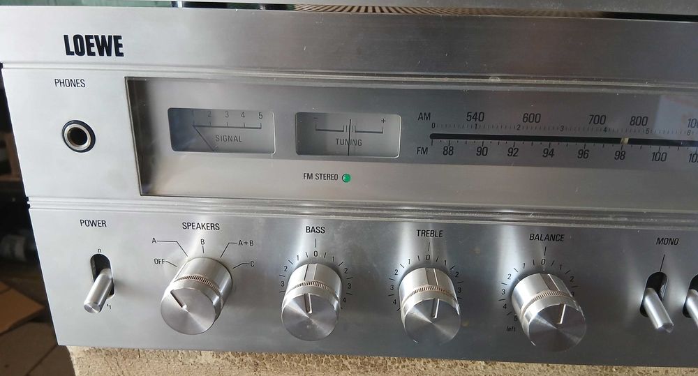 Amplituner Loewe TA 12000 SX6776/24  1979-1981r.