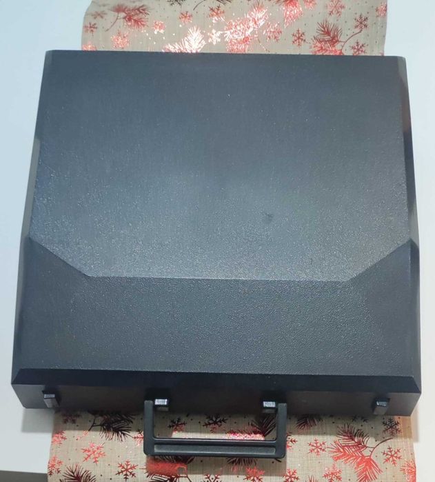 Máquina de escrever antiga mas como nova !