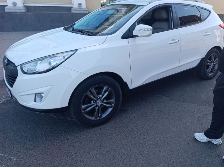 Продам Hyundai ax35