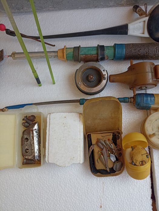 Продам набор для зимней рыбалки.