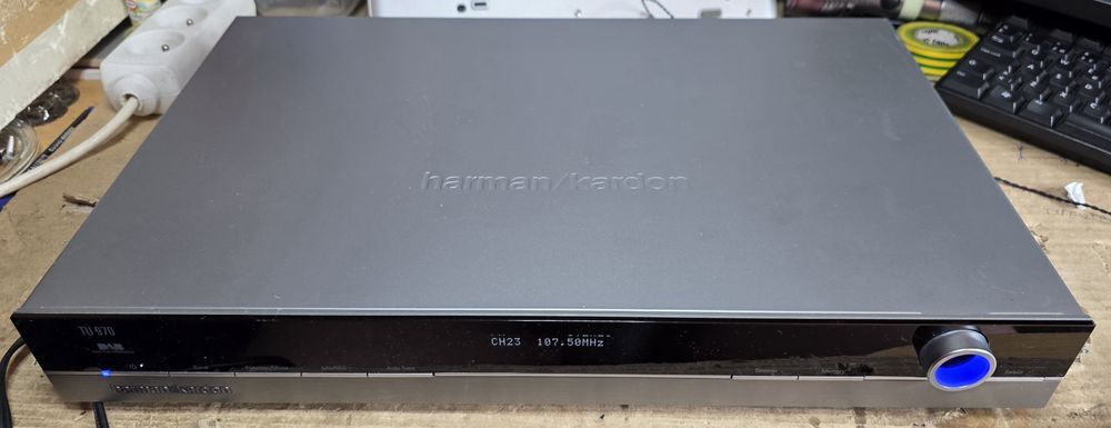 Tuner Harman Kardon TU970 z pilotem