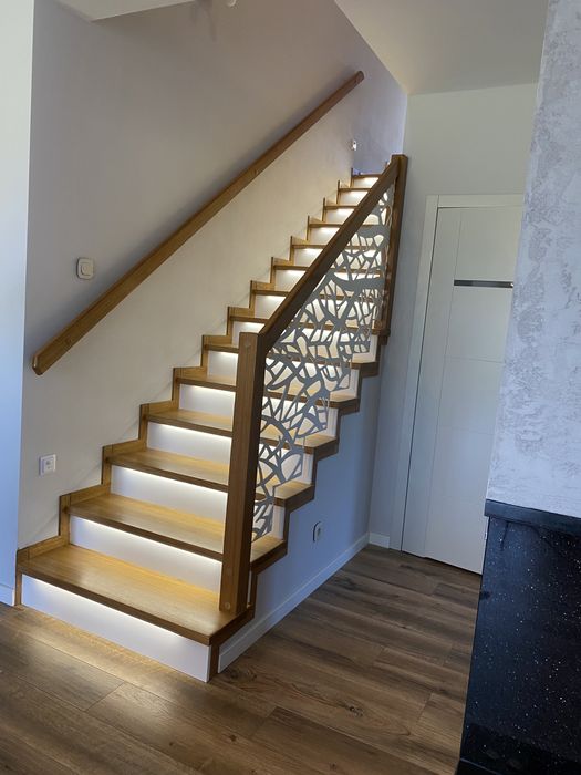 Schody Drewniane Rzeszów (Dywanowe-Samonośne-Klasyczne)