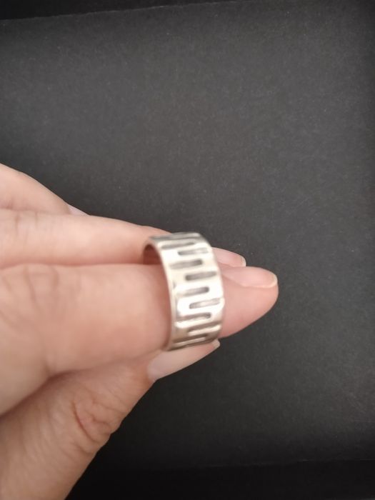 Srebrny pierścionek