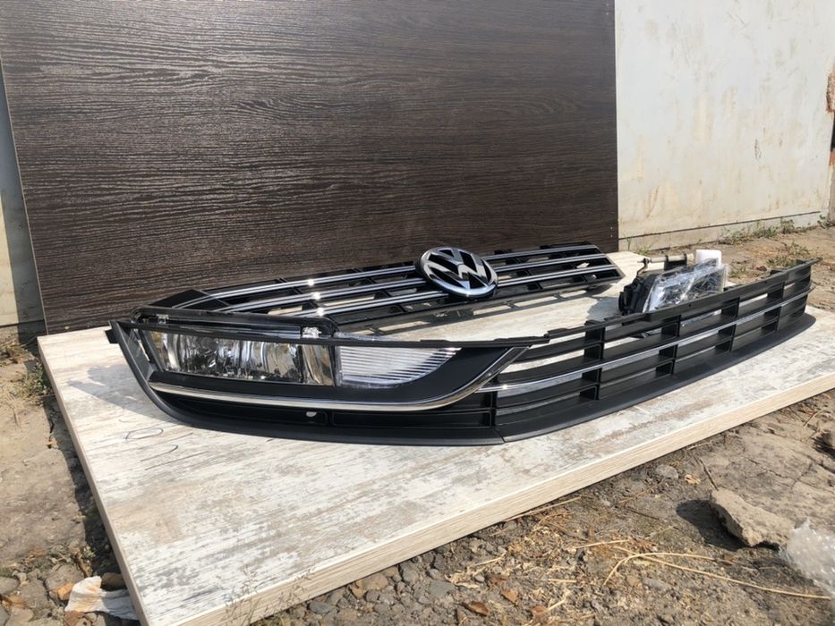 VW Volkswagen Passat B7 USA комплект решеток в бампер. Туманки , птф,