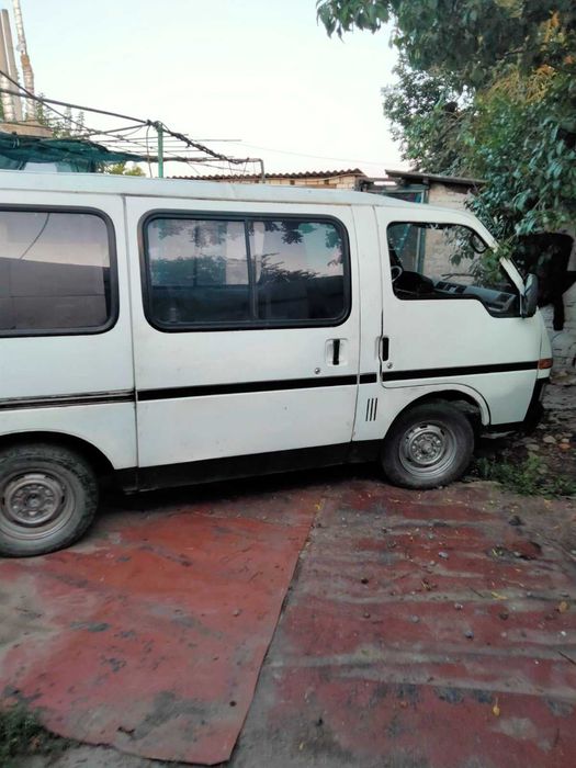 Продам Isuzu Midi 2.2 дизель, 8 місць