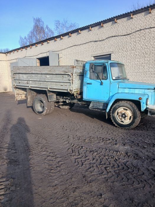 ГАЗ 53 бензин 2800$