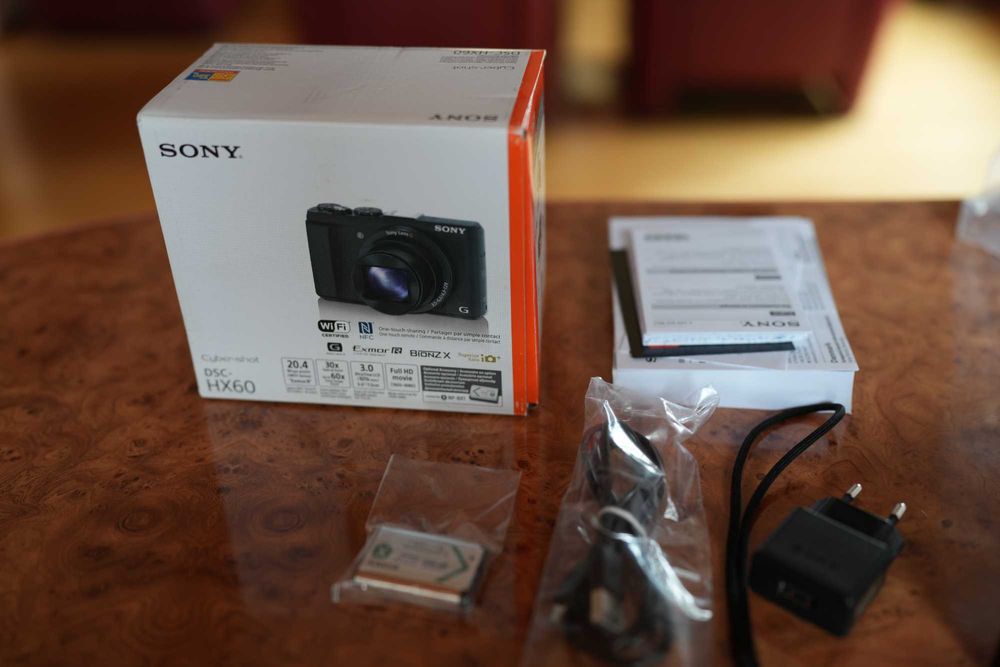 Aparat SONY cyber-shot  DSC-HX60