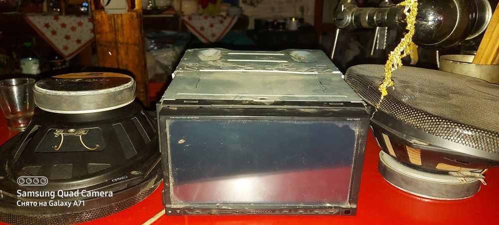 Автомагнитола  и две колонки