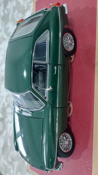 Miniaturas escala 1/18