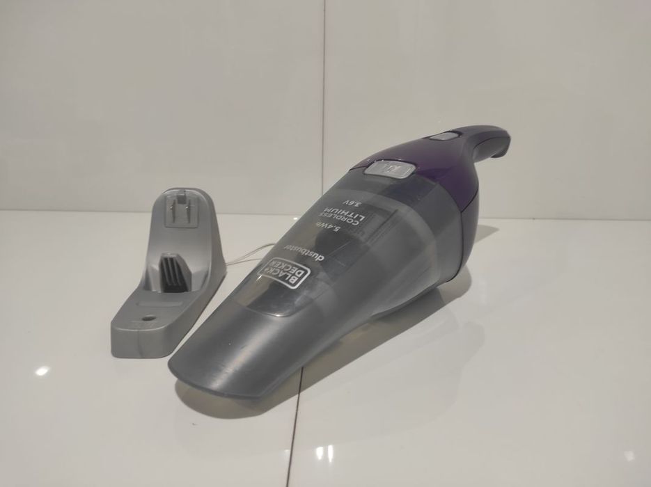 Odkurzacz ręczny Black&Decker Nvc115w fioletowy