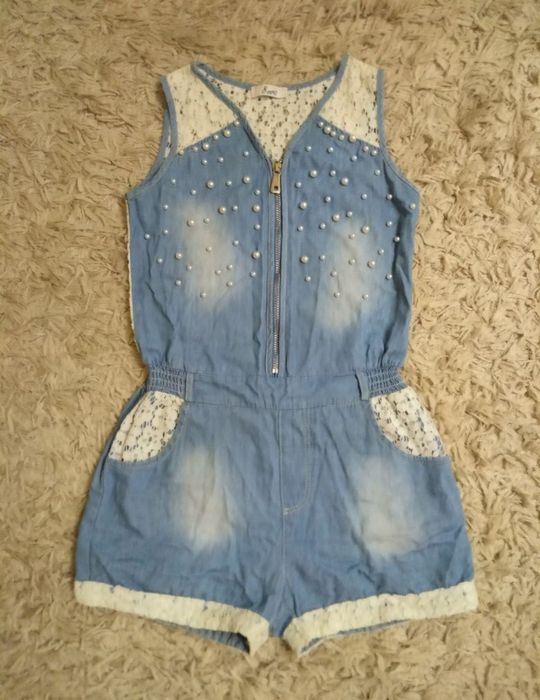 Джинсовий комбінезон для дівчинки
