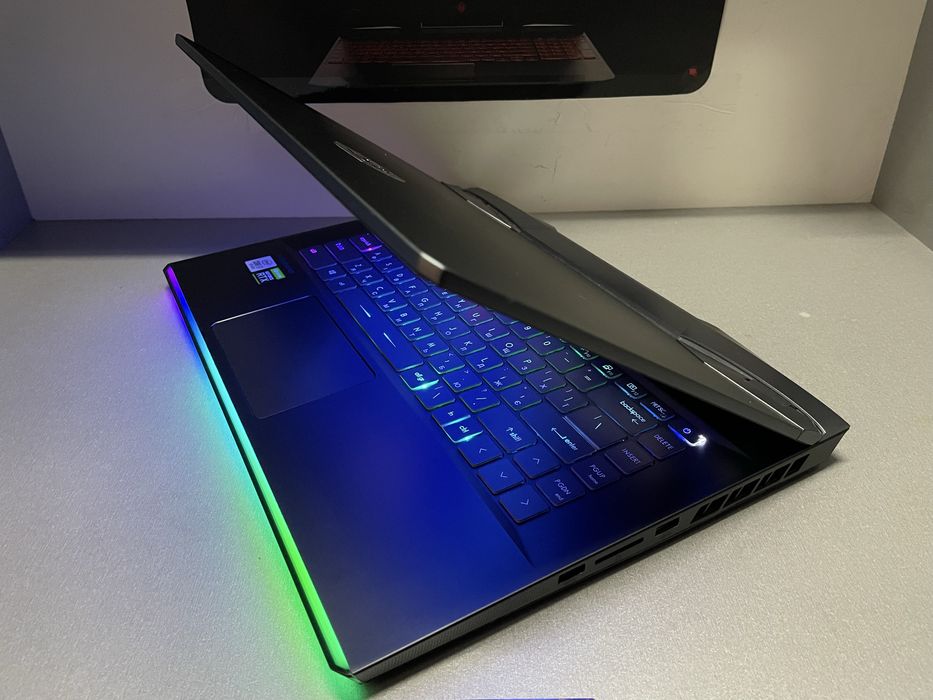 Ноутбук MSI GE66 i7-10750H/16Gb/1Tb/RTX 2070 Super 8Gb/FHD IPS 240Hz