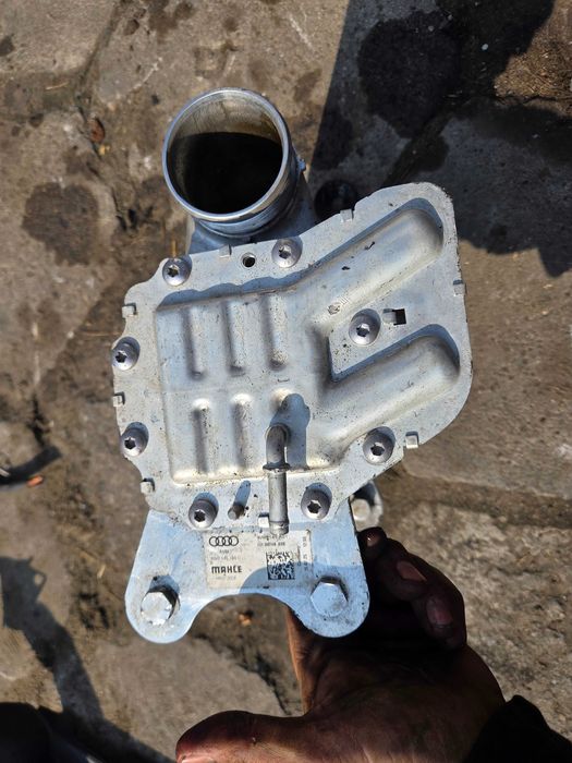 AUDI RS4 B9 RS5 2.9 TFSI intercooler chłodnica