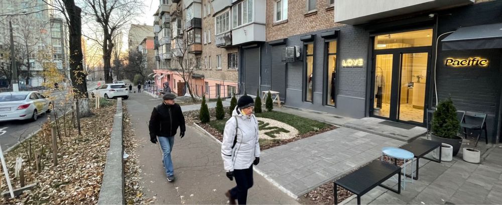 Без %. Фасадное помещение. Печерск. 1 этаж. 41 метр. Есть 15 КВТ