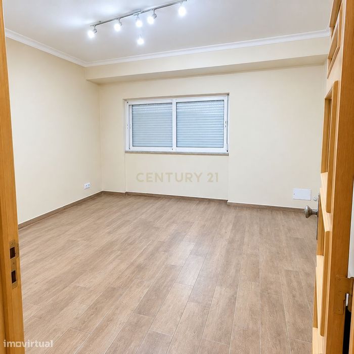 Apartamento T1  53 m² Alto do Seixalinho, Barreiro