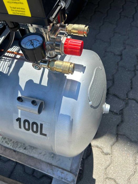 Kompresor olejowy TAGRED 100L 400V 3-TŁOKOWY– OUTLET