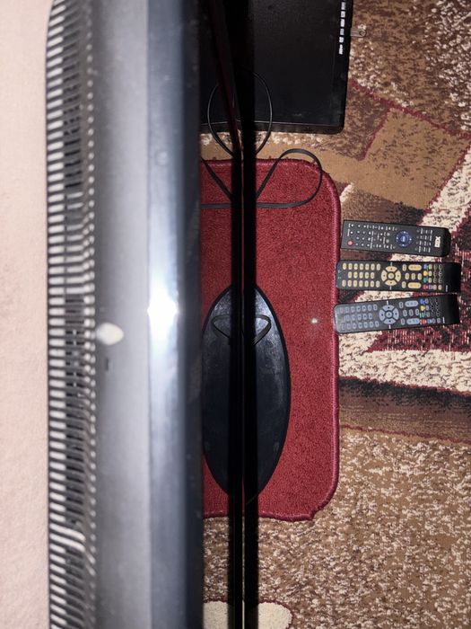 Телевизор TCL  32A12H 32” робочий, гарний стан