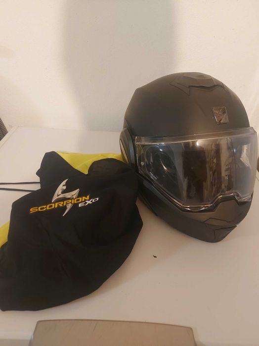 Capacete integral marca SCORPION