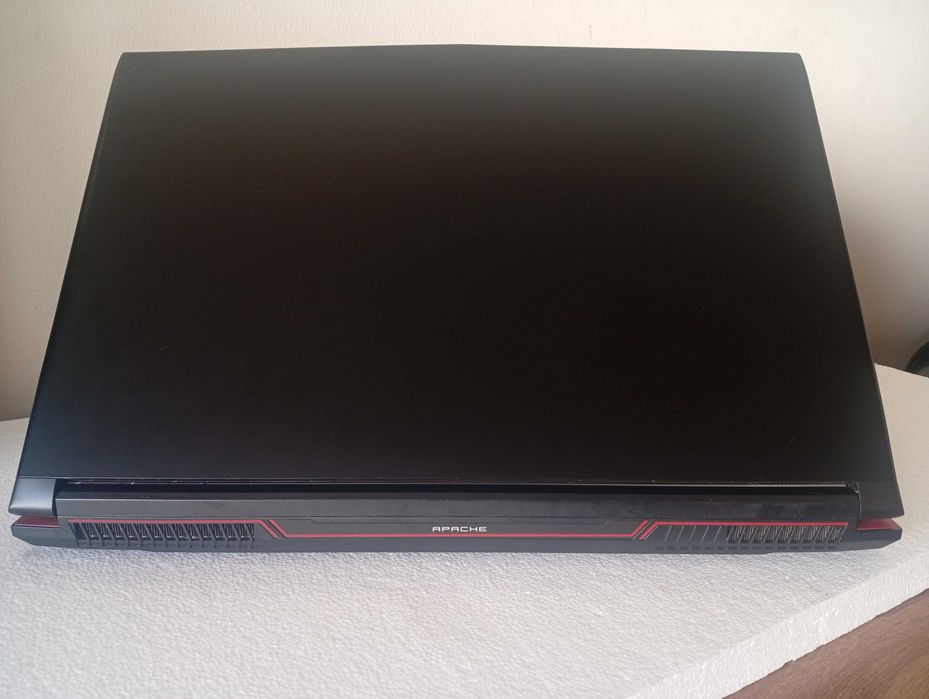 Gaming Msi Apache Pro i7 7700HQ + GTX1050Ti + 24GB RAM + SSD + HDD