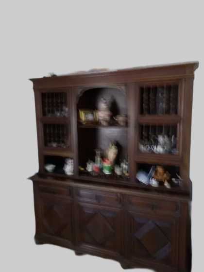 Vendo Móvel de Sala em Madeira Maciça – Estilo Clássico