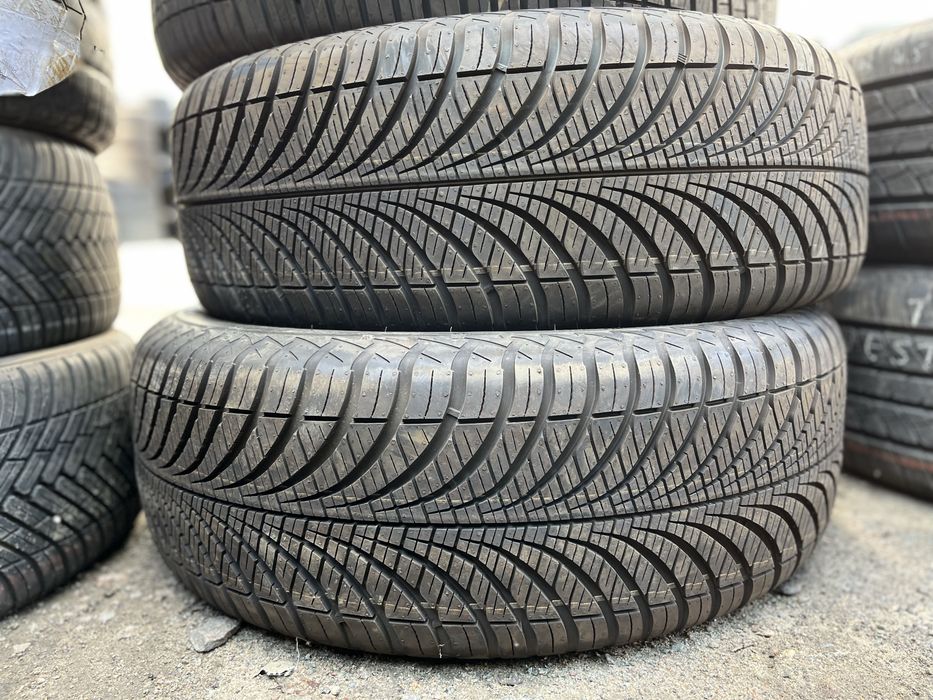 255 60 R18 2шт.Нові Goodyear Vecto4season