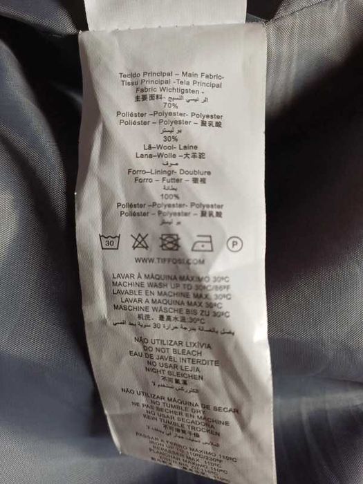 Sobretudo com Botão