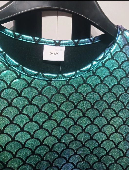 Sukienka syrenka rozm. 110/116