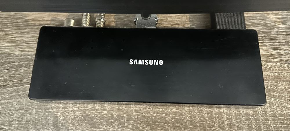 Samsung UE49MU7070 – 49 cali Smart TV 4K UHD – Stan Bardzo Dobry