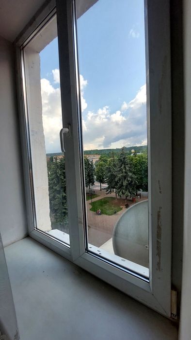 Продам 3-кімнатну квартиру. Вул.Київська,15.