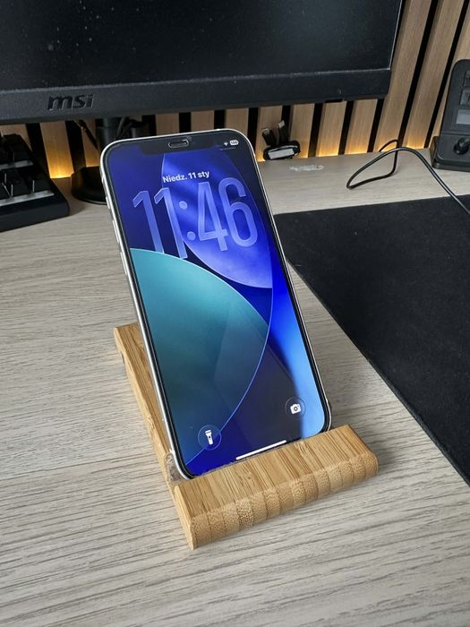 iPhone 12. Stan bardzo dobry