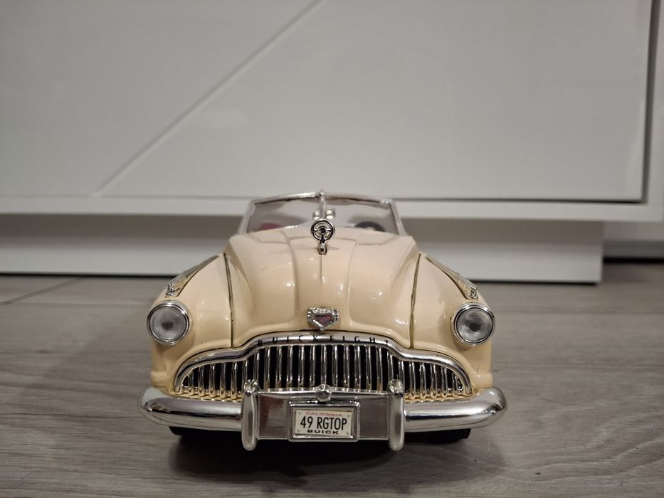 Samochód Kolekcjonerski Buick 1949 MOTOR MAX 1:18